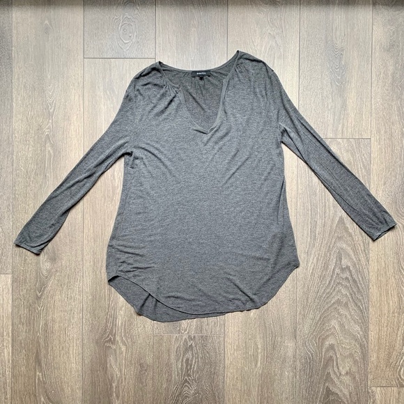 Aritzia Babaton Women's Top Blouse Charcoal Grey 3/4 Length Sleeve Size XS - Picture 4 of 16